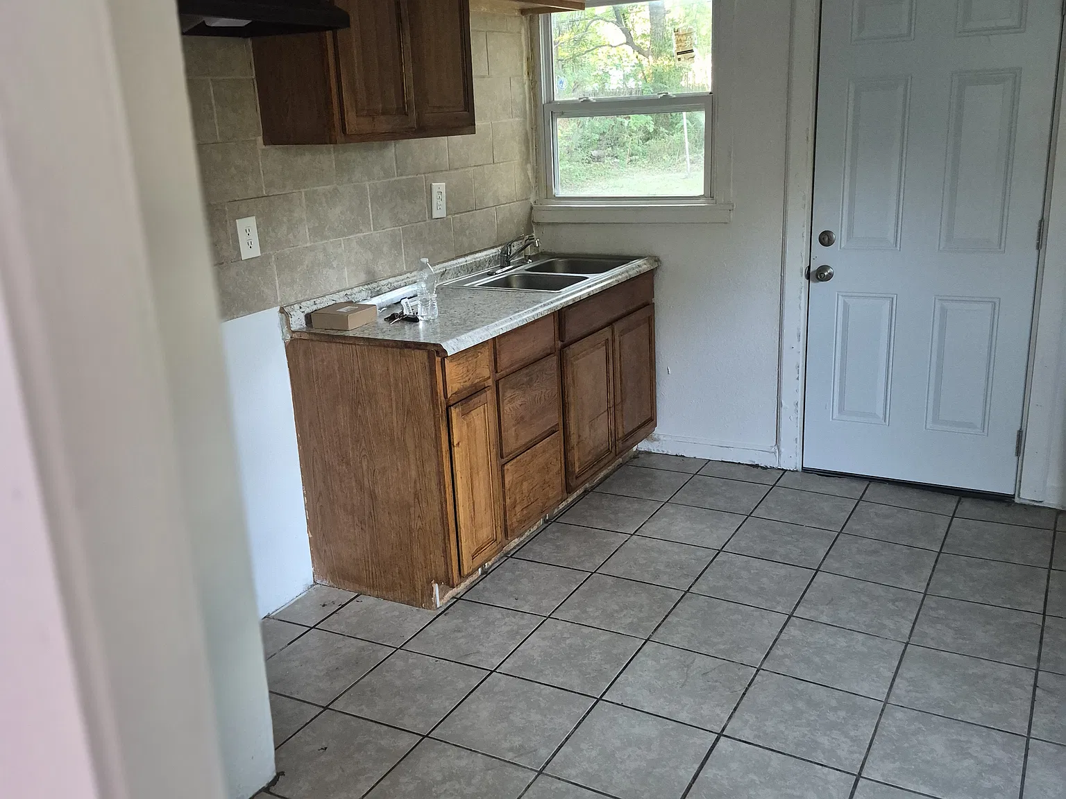 2 bed, 768 sqft, $850 — Photo 3