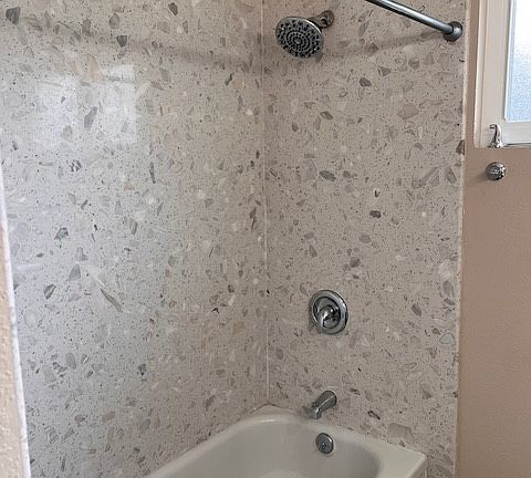 4th image of 1128 W 9th St #1128
