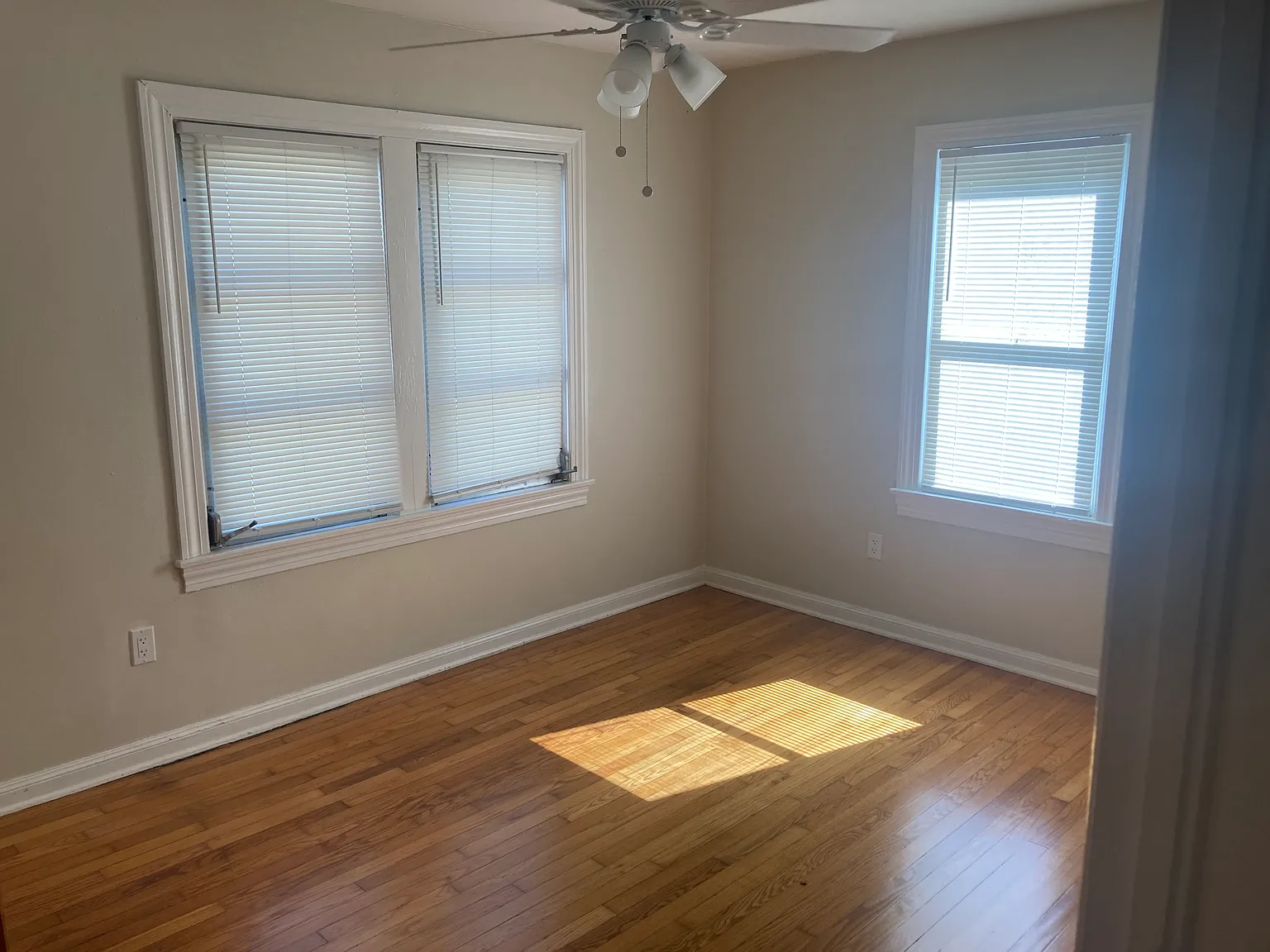 3 bed, 1204 sqft, $2,200 — Photo 3