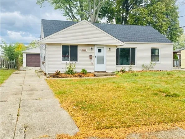 15618 Leigh Ellen Ave, Cleveland, OH 44135