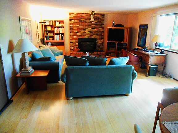 4th image of 4304 17th Avenue Ct NW