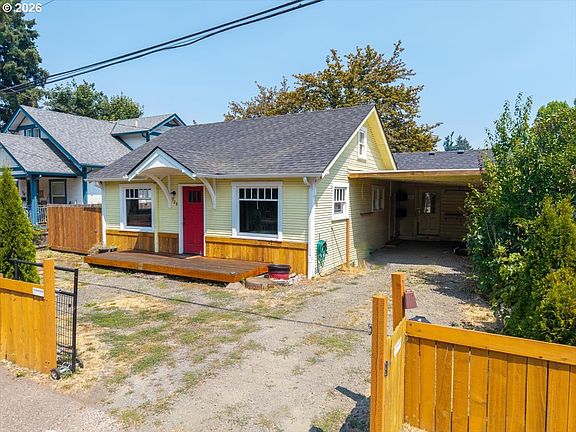 2nd image of 728 N 9th St