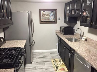 1145 1/2 Hartford Ave APT 7C, Johnston, RI, 02919