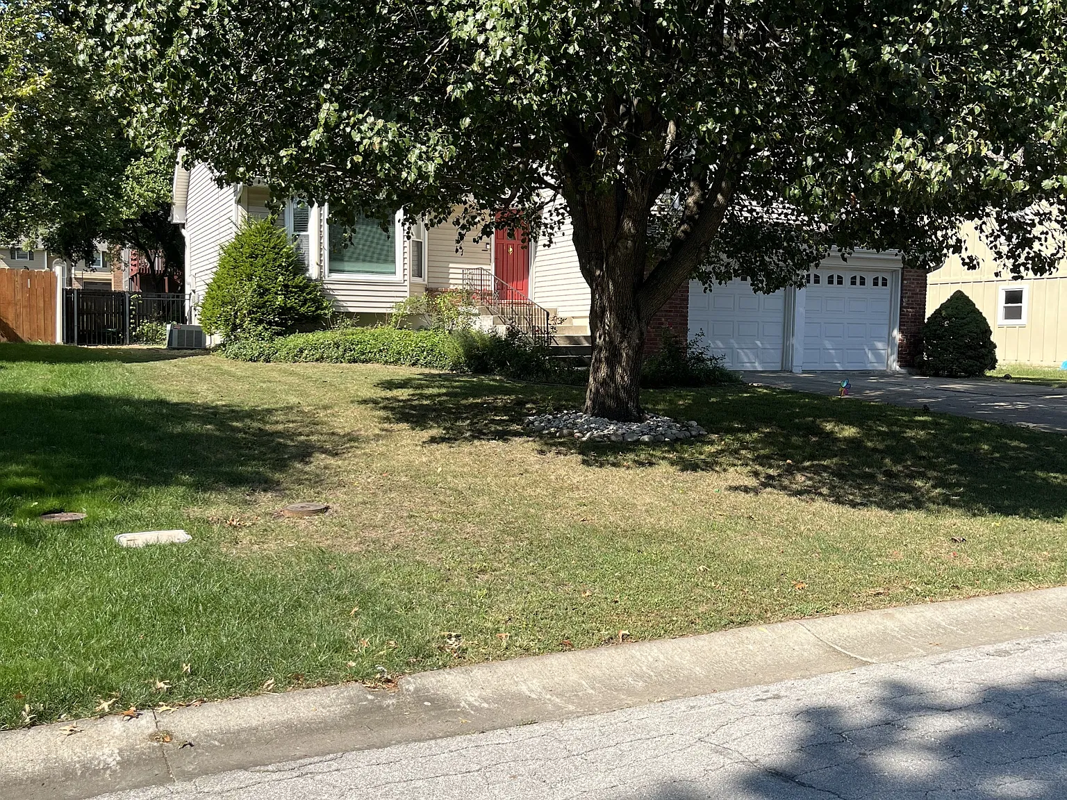 514 Southeast Adobe Drive - 1 — Photo 3