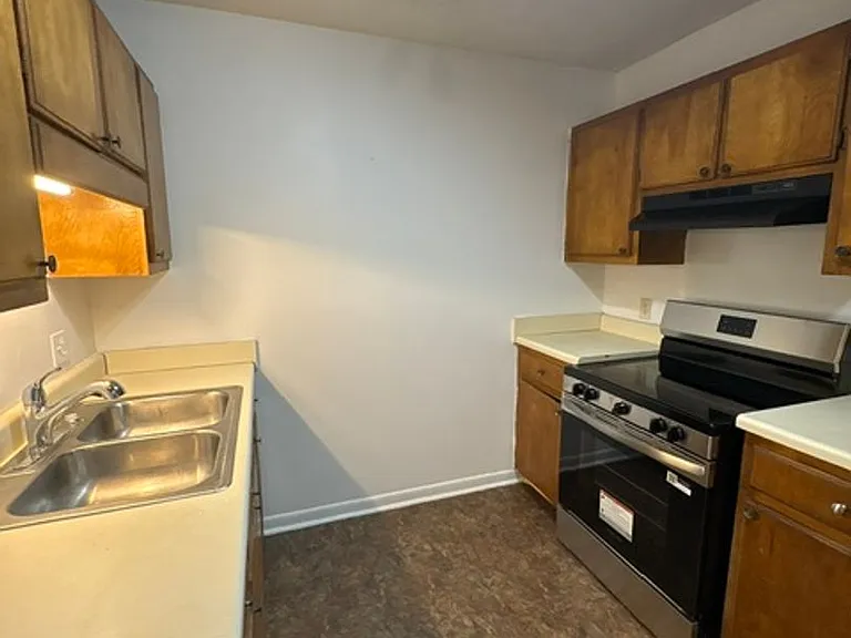 296 Homer Rd — Photo 7