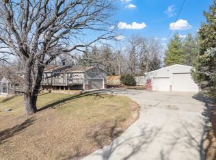 26 Oak Ln NE, Pine Island, MN 55963