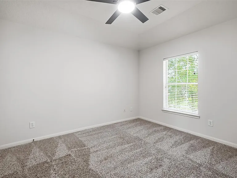 6165 Darlington Ct — Photo 26