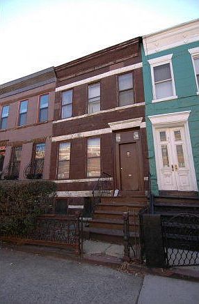 1st image of 376 Douglass St
