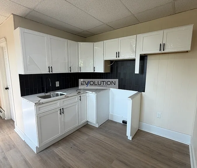 906 Park St #3W — Photo 7
