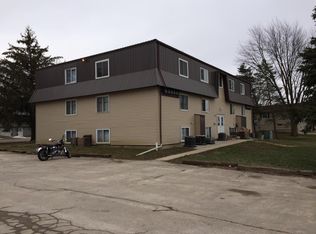 311 Donna St APT 3, Denver, IA 50622