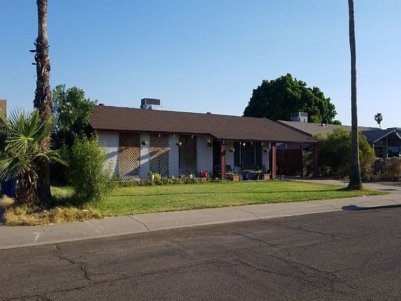 5th image of 717 E Yale Dr