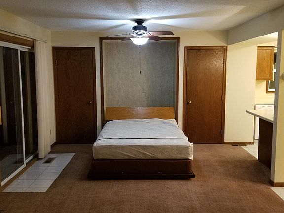 3rd image of 2463 Cochrane Dr APT A