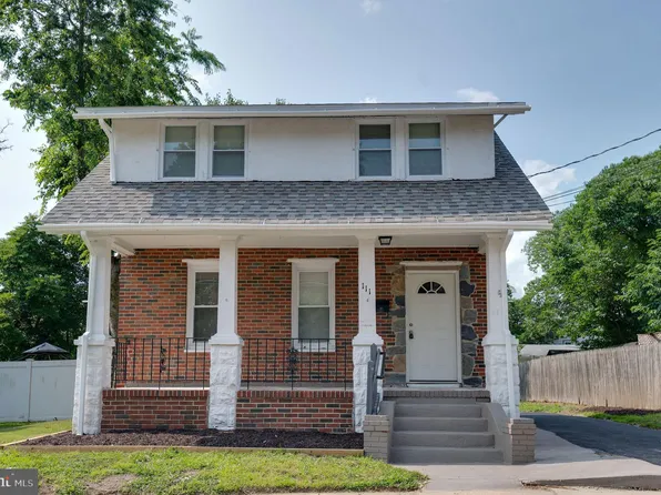 111 W Emlen Ave, Lawnside, NJ 08045