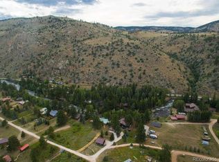 392 Crown Point Dr, Bellvue, CO 80512