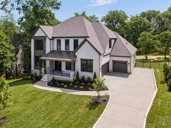 2808 White Oak Dr, Nashville, TN 37215