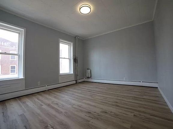 3rd image of 541 W Side Ave #2