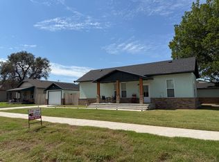 1703 6th St, Woodward, OK 73801