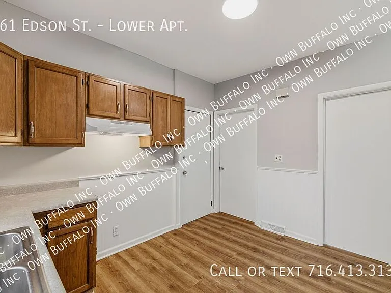 161 Edson St #LOWER — Photo 4