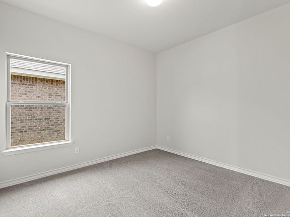 4th image of 29783 Slate Creek