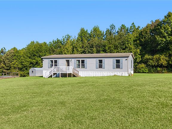 2nd image of 660 Jackson Rd