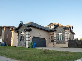 62 Glen Howard Way, Prince Albert, SK S6X 0A8