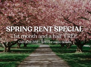 907 Valley Oaks Ln #P, Centerton, AR 72719