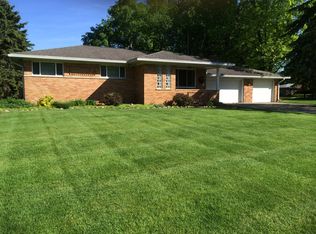 9211 Steep Hollow Dr, White Lake, MI