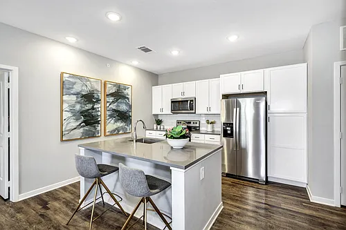 Farmhaus Apartments Photo 1