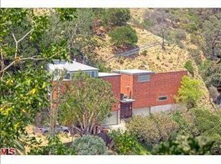 8633 Appian Way, Los Angeles, CA 90046