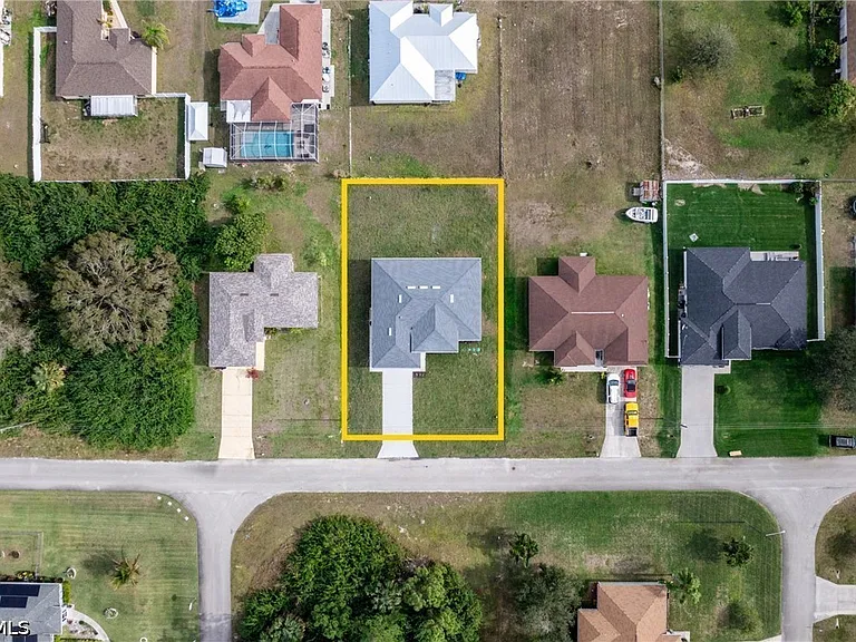 910 Atherton Ave — Photo 38