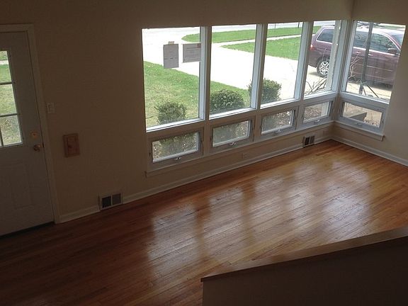 5th image of 1616 Ferndale Ave