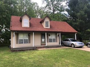 250 Stratford Ln, Jackson, TN 38305