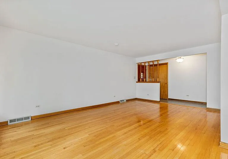 4201 Prairie Ave — Photo 5