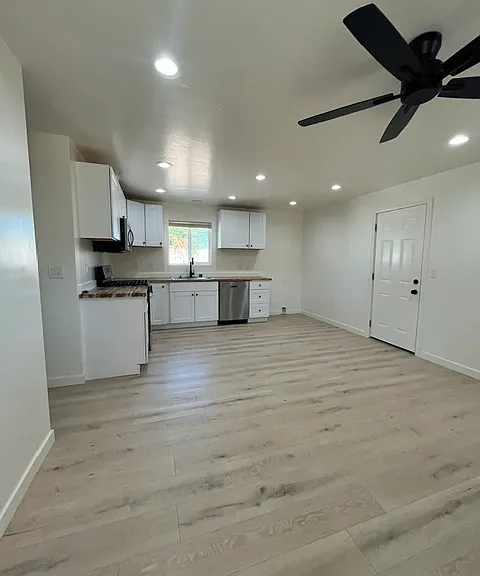 9131 San Gabriel Rd — Photo 2
