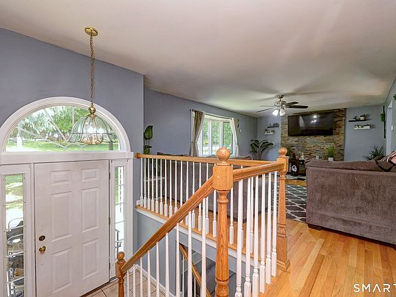 4th image of 24 Warner Road