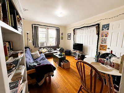 3rd image of 162 Summer St #3