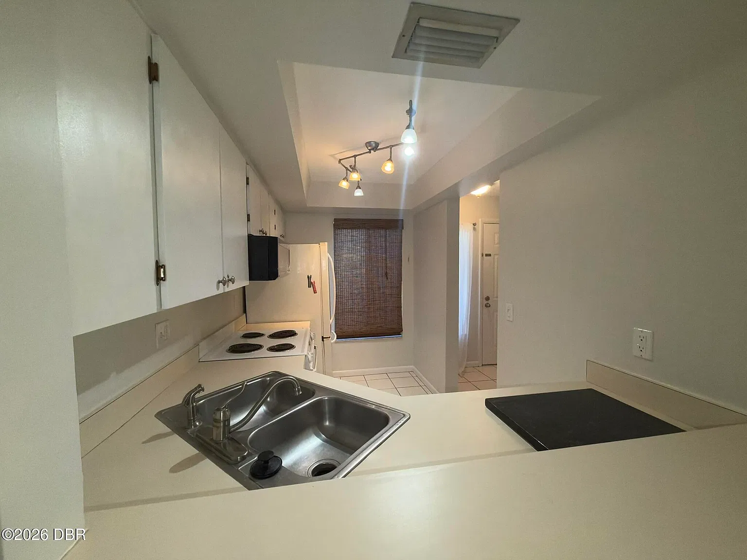3333 S Ridgewood Ave — Photo 4