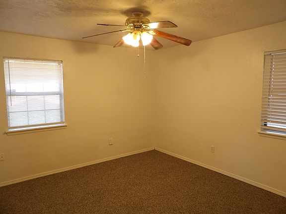 5th image of 2302 NW 78th St