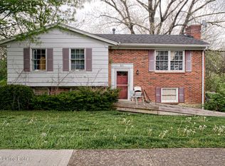 821 Creekvalley Rd, Middletown, KY 40243