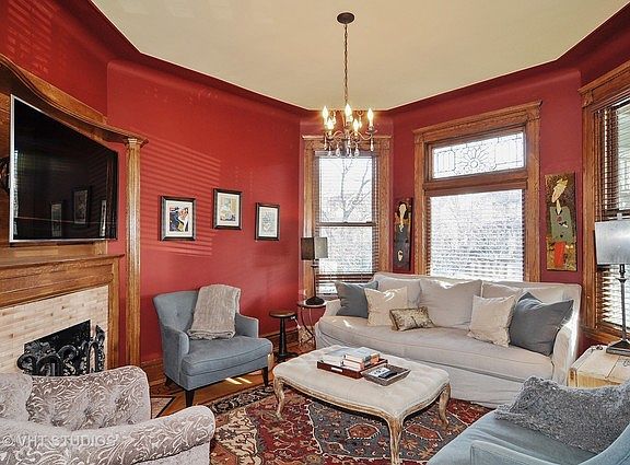 4th image of 5344 N Lakewood Ave