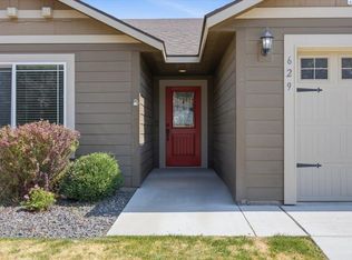 629 E 35th Ave, Kennewick, WA 99337