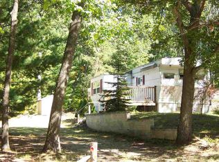 448 Ridgeview Dr, Prudenville, MI 48651