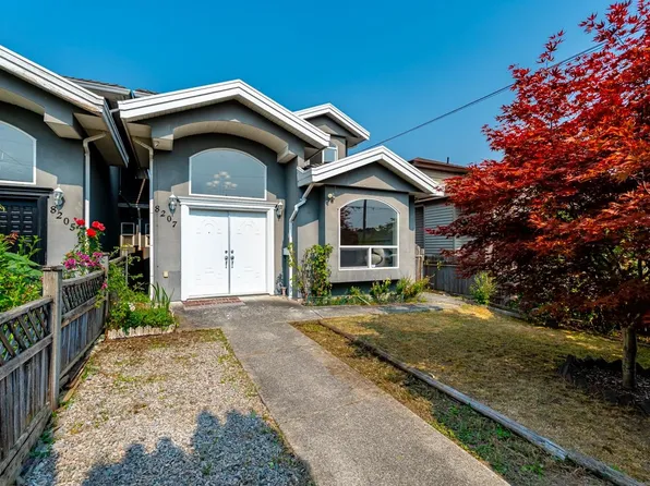 8207 15th Ave, Burnaby, BC V3N 1X7