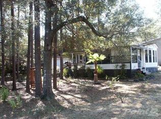 639 Escambia Dr, Lillian, AL 36549