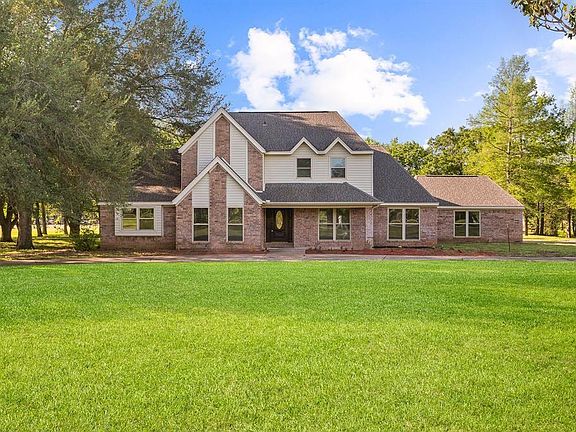 2nd image of 214 Caleta Cir