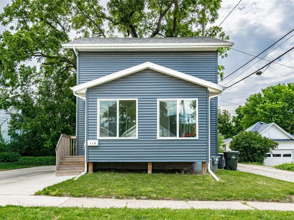 110 14th St NW, Cedar Rapids, IA 52405