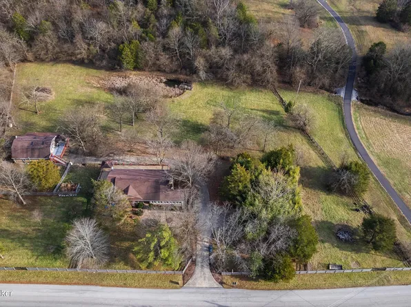 1405 Robertson Dr, Crestwood, KY 40014