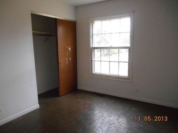 5th image of 8075 Carlisle Dr