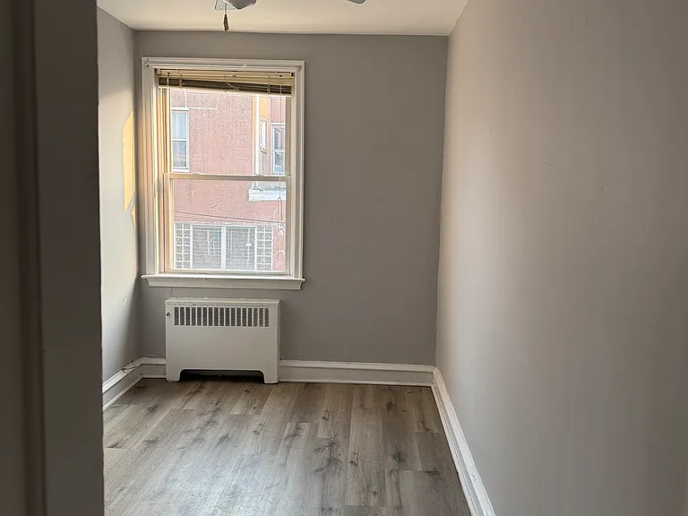 1440 Creston St — Photo 8