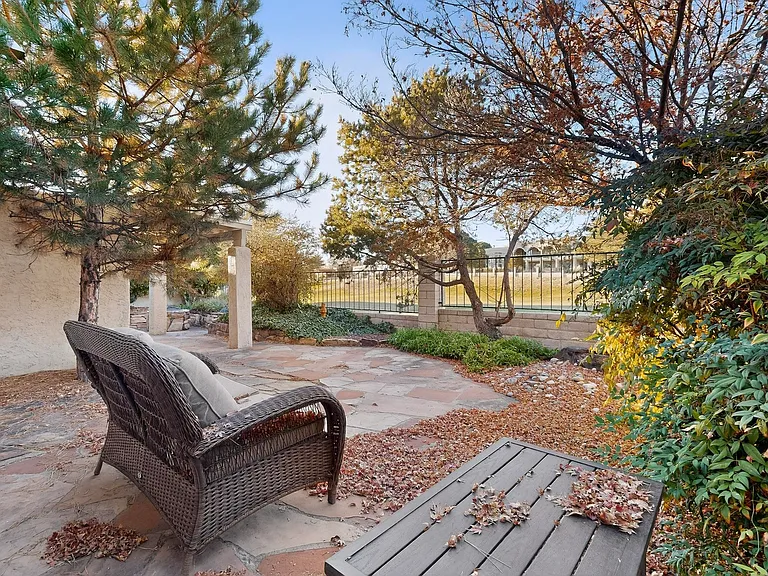 9735 Village Green Dr NE — Photo 36